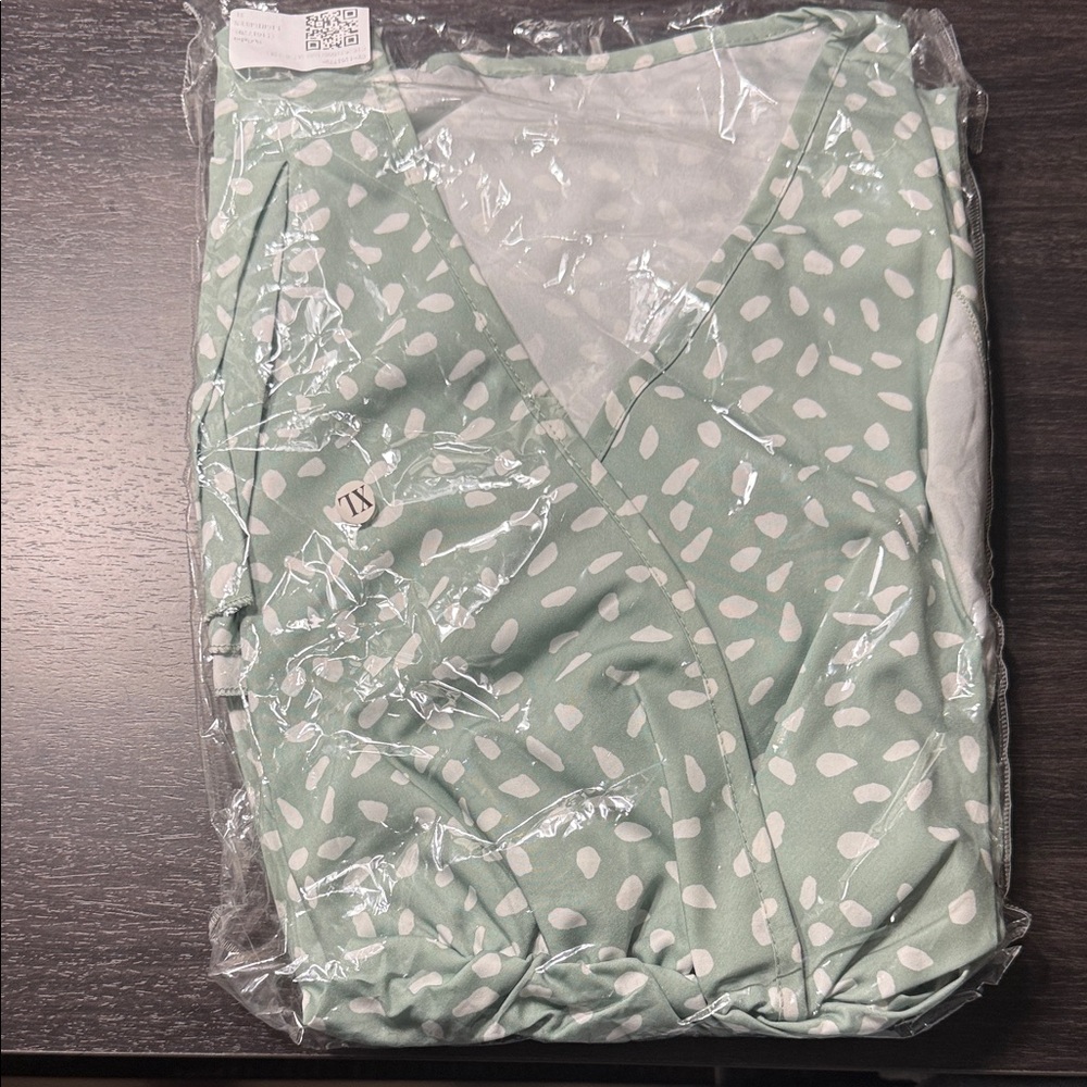Fashion Nova Green and White Midi Dress